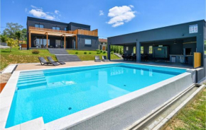 Awesome Home In Klostar Ivanic With Wifi